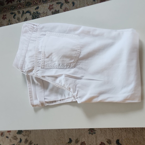 Worn once! GAP Mid Rise Best Girlfriend Jeans Size 30 - Picture 10 of 12